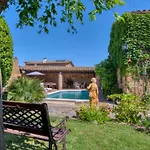 Canapost * Peratallada