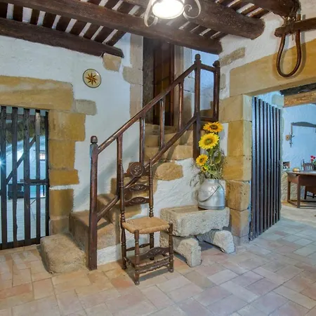 Canapost Holiday home *